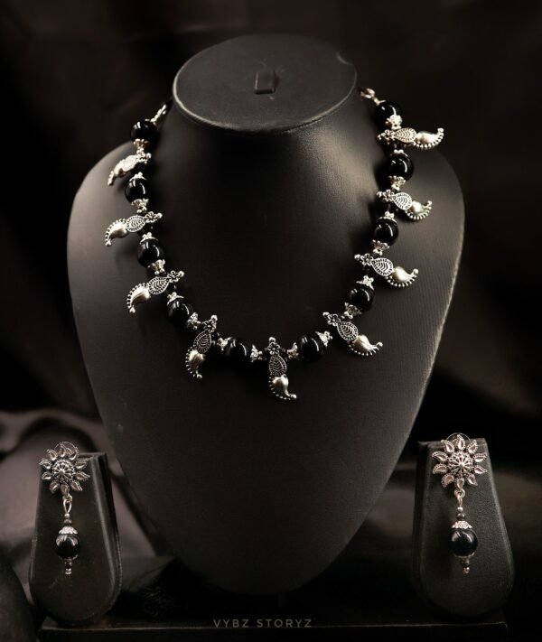 Elegant Silver Oxidised Kolhapuri Mango Spacers Necklace Set - Image 3
