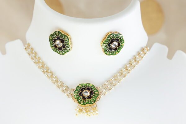 Elegance Redefined: Green Meenakari Kundan Choker with Pearl Chain