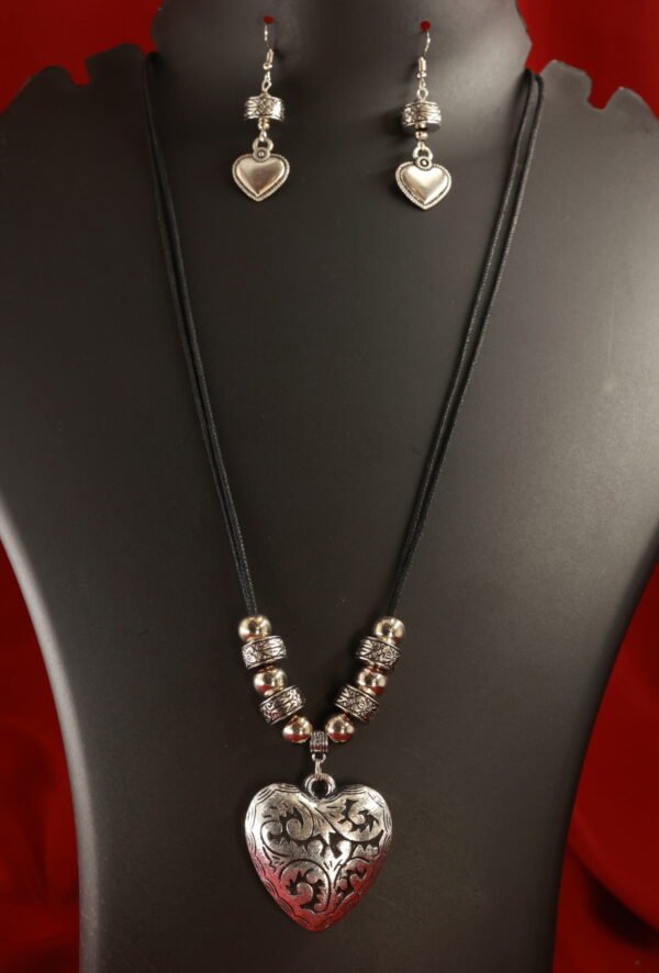 Elegant Long Black Cord Necklace with Heart Pendant - Image 3