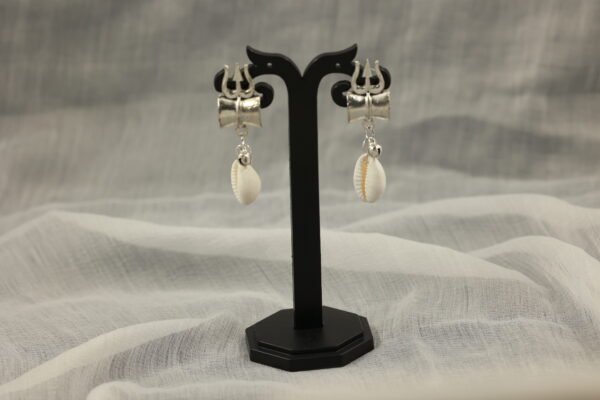 Elegant Trishul Earrings with Cowrie Shells - Image 2