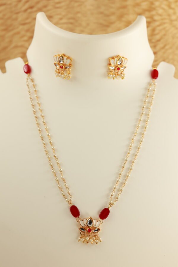 Elegance Redefined: White Lotus Meenakari Kundan Choker with Pearl Chain