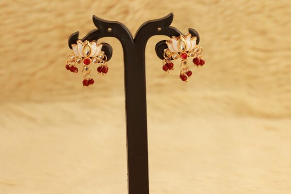 Elegant Gold Choker Necklace with Small White and Red Jadau Lotus with Maroon beads - Image 3