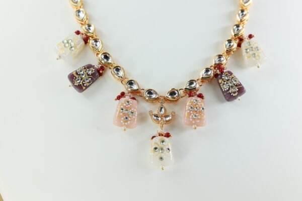Grand Kundan Kadi Chain Necklace Set in pastel shades of white, pink and Mauve - Image 2