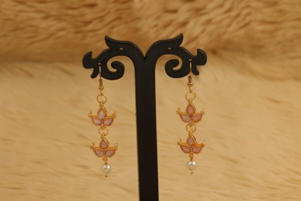 Elegance in Bloom Necklace Set in Pastel Pink - Image 4