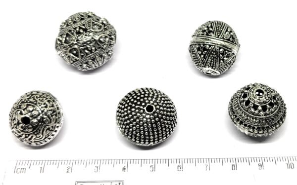 Silver Oxidised Metal Balls - Pack of 5 - Image 2