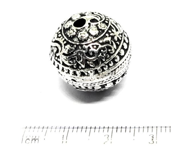 Silver Oxidised Metal Balls - Pack of 5 - Image 3