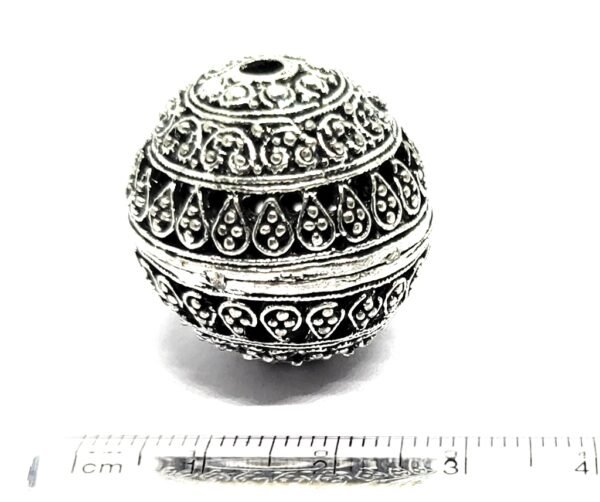Silver Oxidised Metal Balls - Pack of 5 - Image 3