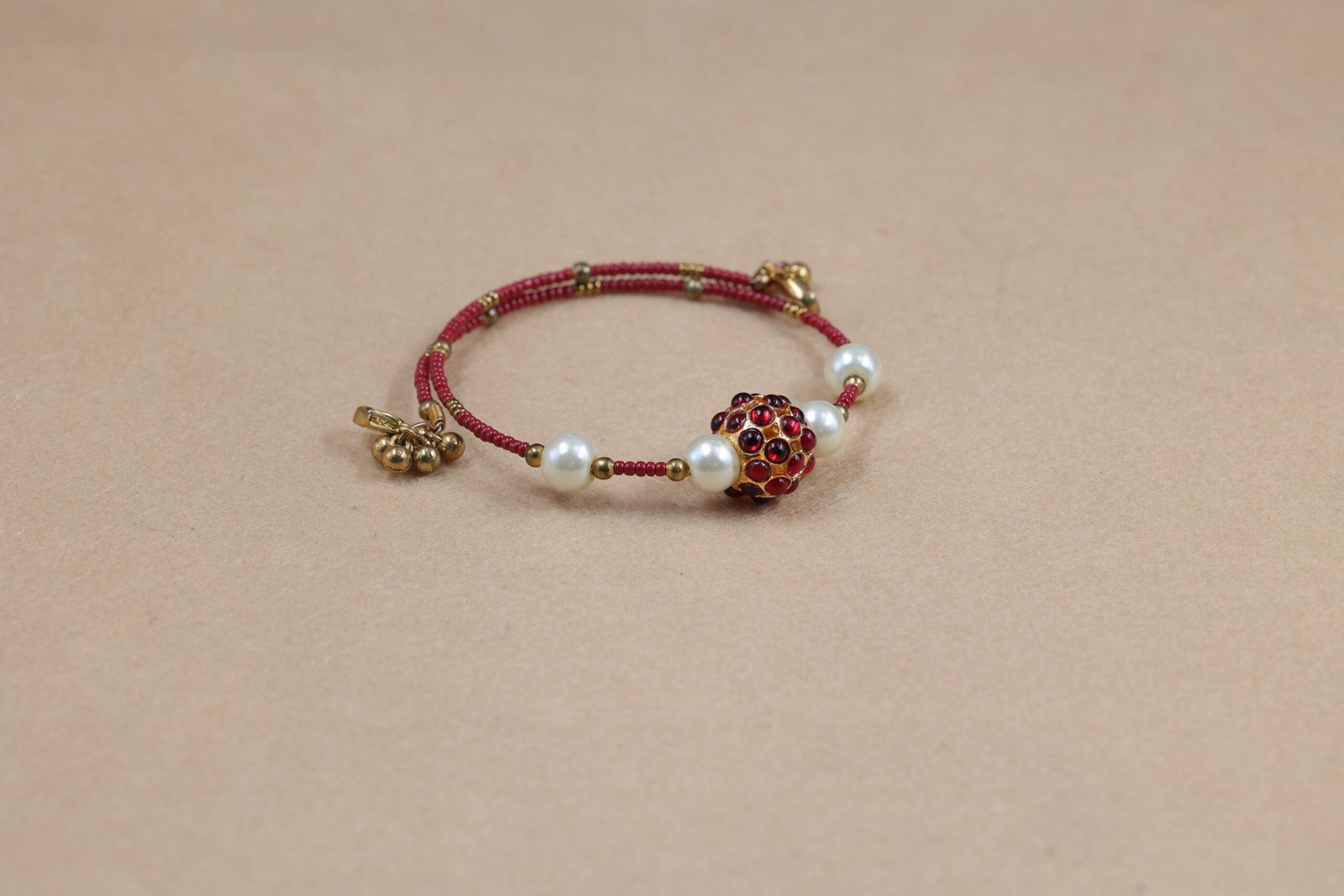 Maroon Seed Bead Kemp bead Memory Wire Bracelet