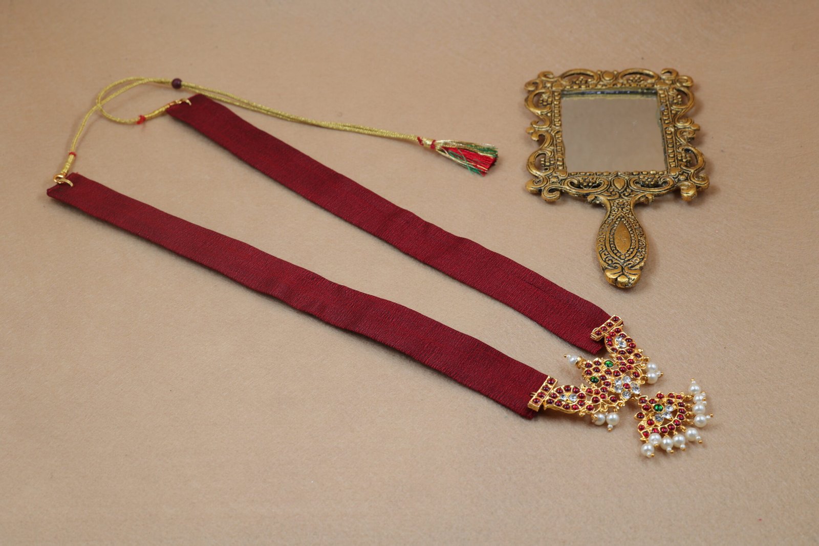 Maroon Raw Silk Fabric Necklace